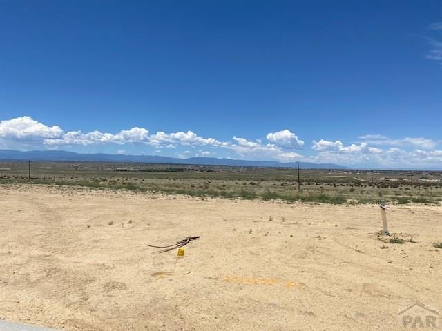 6013 Sawyer Ridge Dr, Pueblo, CO 81008