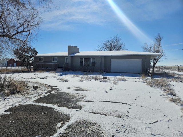 view of front facade with a garage