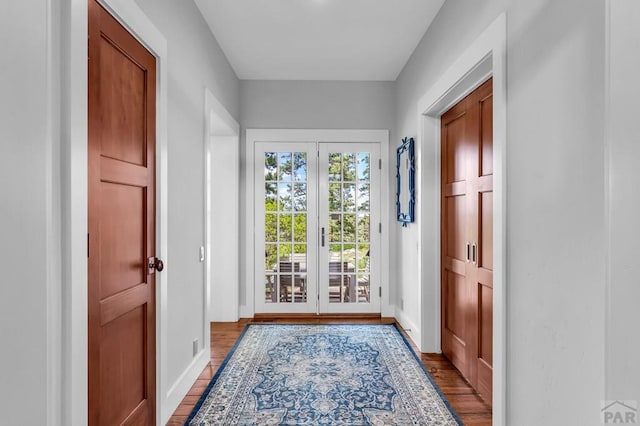 6430 Signal Mountain Rd, Beulah, CO 81023 - doorway to outside featuring wood finished floors and baseboards