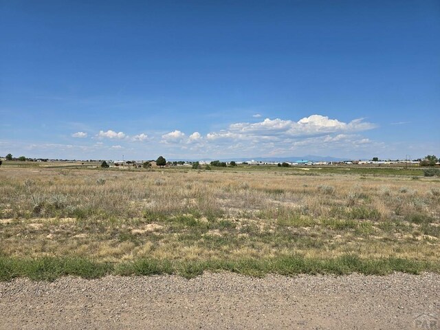 Listing photo 2 for 168 S Burlington Dr, Pueblo CO 81007