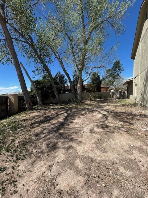 21 Terrace Dr, Pueblo, CO 81001 - view of yard featuring fence