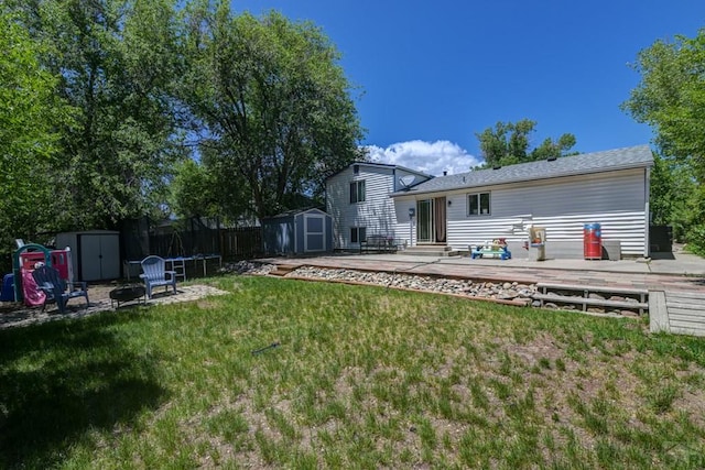 4465 London Ln, Colorado Springs, CO 80916 - view of yard