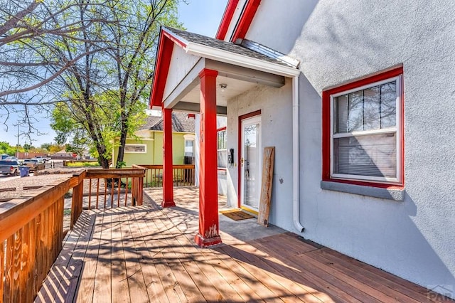 710 Wilson Ave, Pueblo, CO 81004 - view of wooden terrace