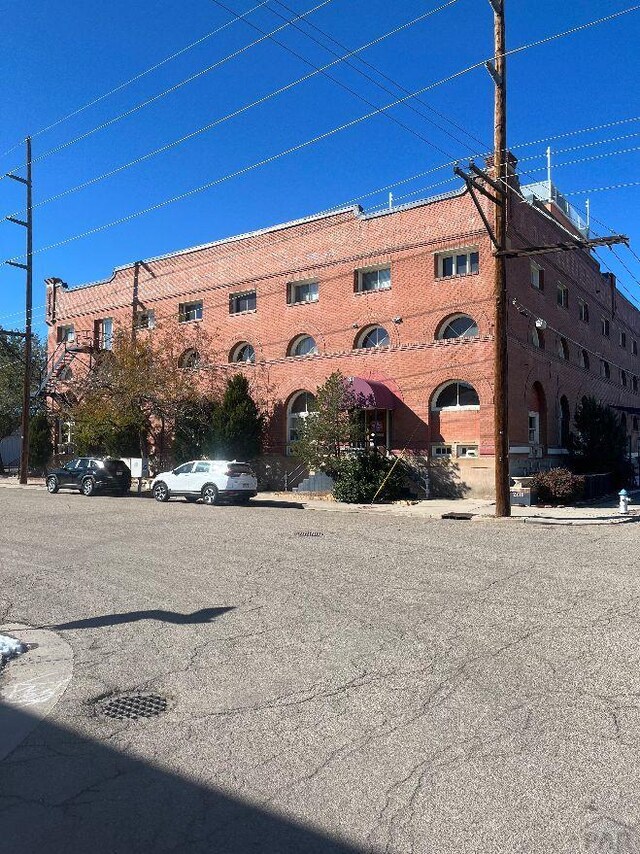 view of building exterior