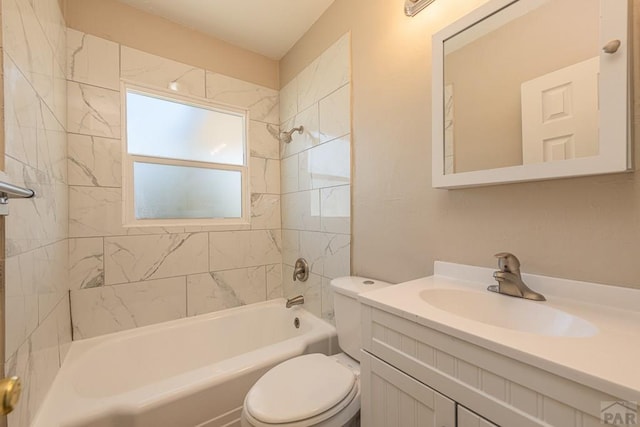 1902 E 12th St, Pueblo, CO 81001 - bathroom featuring toilet, shower / tub combination, and vanity