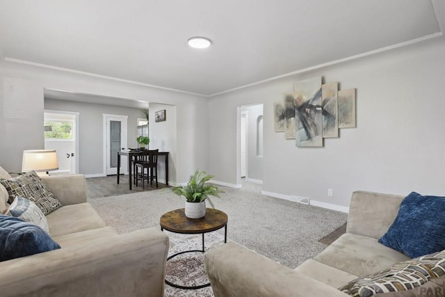 1934 E 11th St, Pueblo, CO 81001 - living room with baseboards