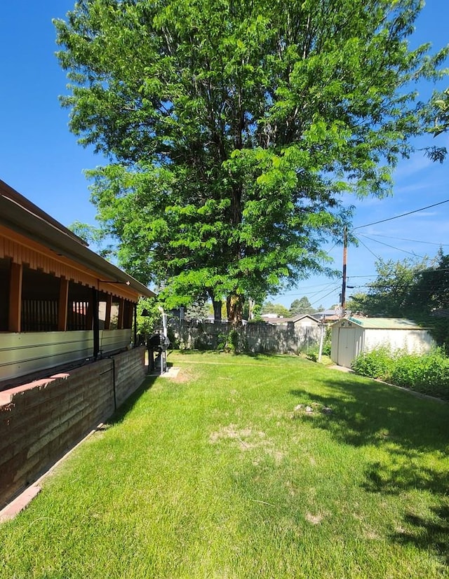 3219 Urban St, Pueblo, CO 81005 - view of yard with a storage shed
