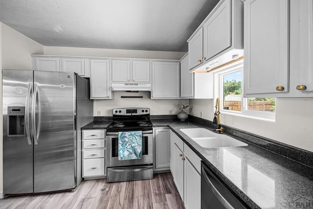 911 Candytuft Blvd, Pueblo, CO 81001 - photo 9
