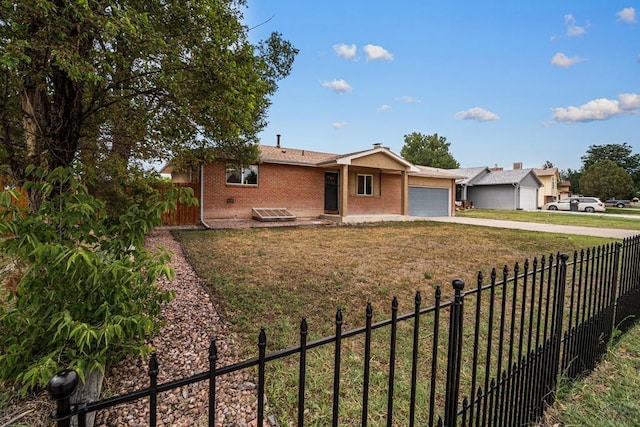 911 Candytuft Blvd, Pueblo, CO 81001 - photo 1