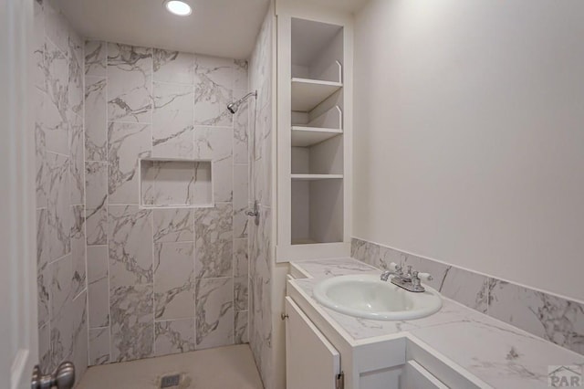 327/327.5 7th St, Walsenburg, CO 81089 - full bath featuring a tile shower, vanity, and recessed lighting