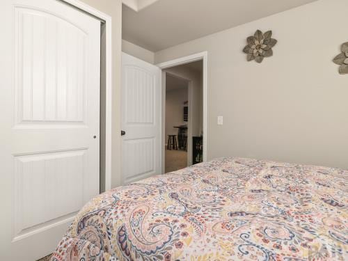 bedroom with a closet