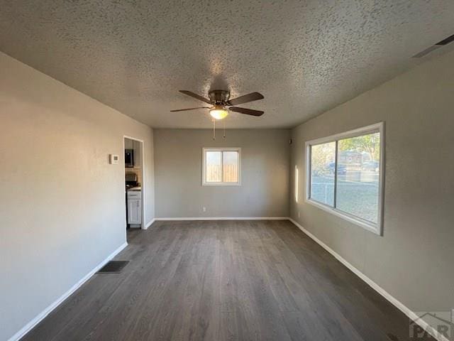 2723 Colfax Ave, Pueblo, CO 81003 - photo 2