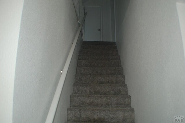 615 E 1st St, Pueblo, CO 81001 - photo 17