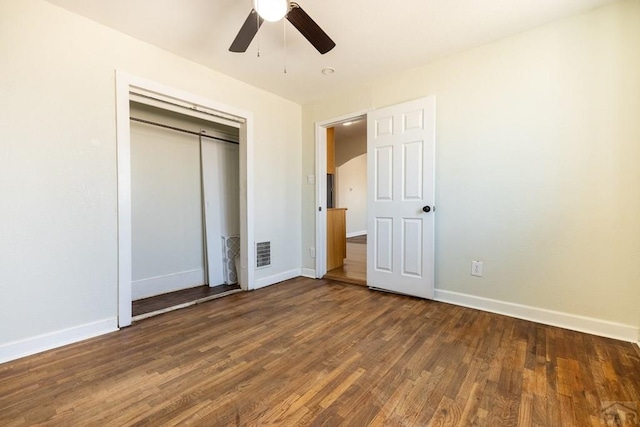 212 W Summit Ave, Pueblo, CO 81004 - unfurnished bedroom featuring wood finished floors, a closet, and a ceiling fan