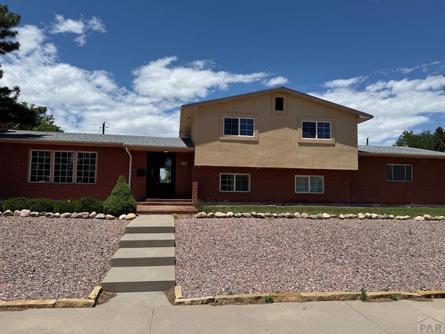 135 La Rochelle Dr, Pueblo, CO 81005 - photo 1