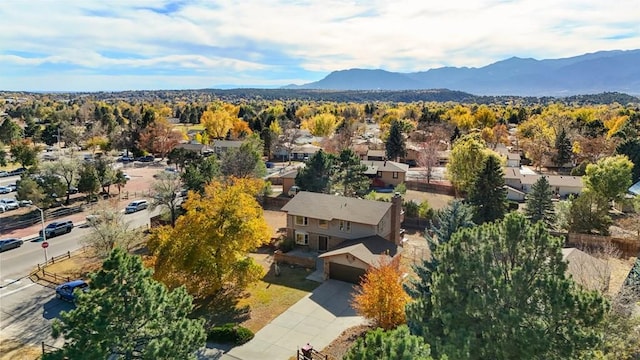 birds eye view of property featuring a residential view and a mountain view