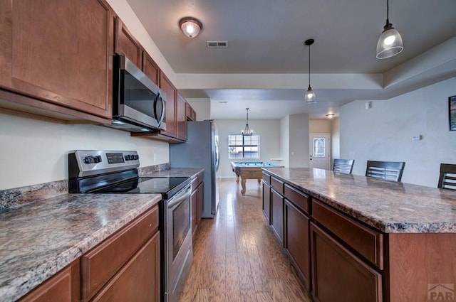 1808 Kingfisher Ln, Pueblo, CO 81008