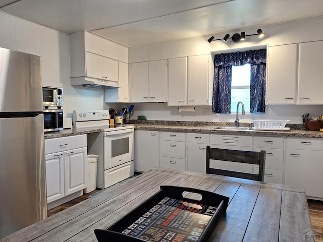 1189 Colorado St, Springfield, CO 81073 - photo 6
