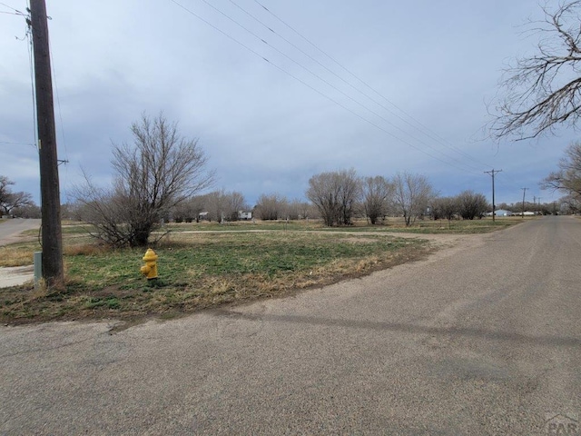 700 E Parmenter, Lamar, CO 81052 - photo 1