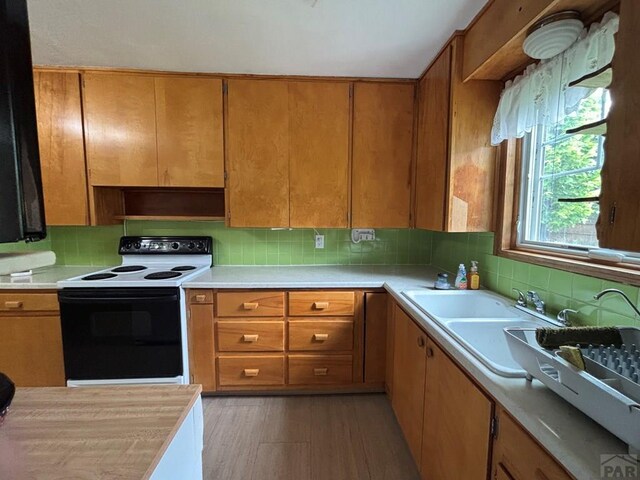 339 S Park Dr, Pueblo, CO 81005 - photo 11