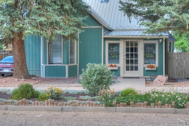 209 E Francisco St, La Veta, CO 81055 - view of outdoor structure featuring fence
