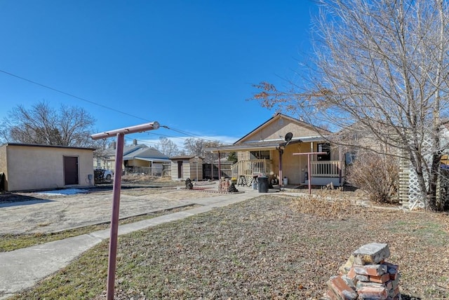 view of front of property with stucco siding