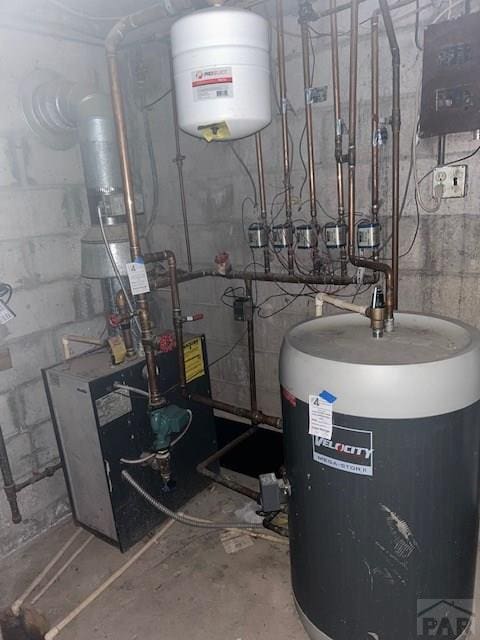 743 Vine Ave, Las Animas, CO 81054 - utilities with water heater