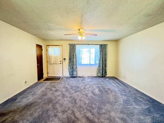 3804 Azalea St, Pueblo, CO 81005 - photo 2