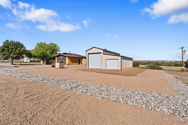 view of detached garage