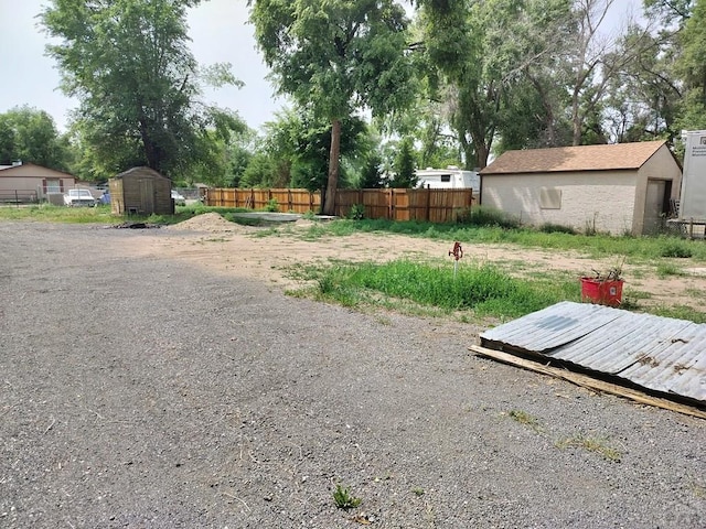 1143 25th Ln, Pueblo, CO 81006 - view of yard