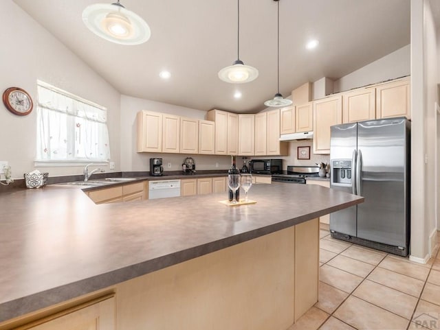 2173 W Las Flores Dr, Pueblo West, CO 81007 - photo 7