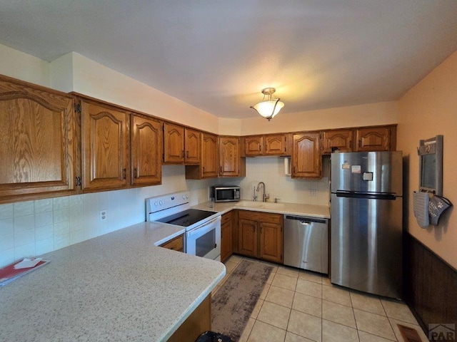 408 Oak Rd, Lamar, CO 81052 - photo 7
