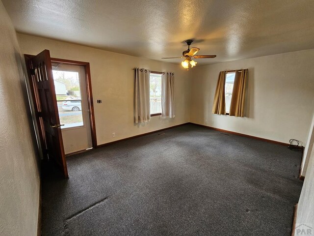 909 S 10th St, Lamar, CO 81052 - photo 4