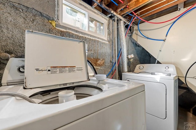 1609 Euclid Ave, Pueblo, CO 81004 - laundry room featuring laundry area and washer and clothes dryer