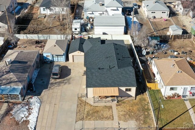 drone / aerial view featuring a residential view