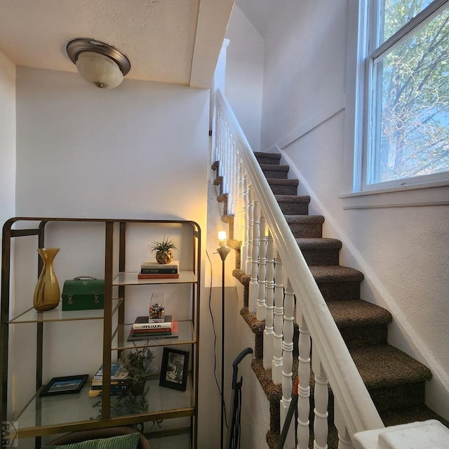 219 E 2nd St, Pueblo, CO 81003 - view of stairs
