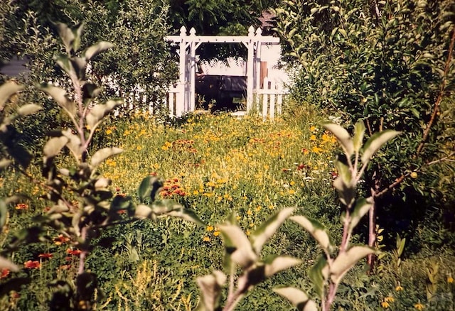 exterior details featuring fence