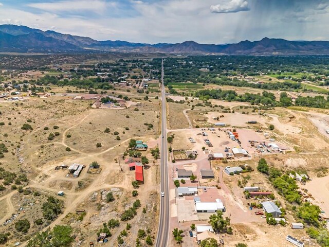 bird's eye view featuring a mountain view