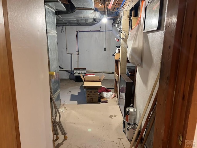 view of unfinished basement