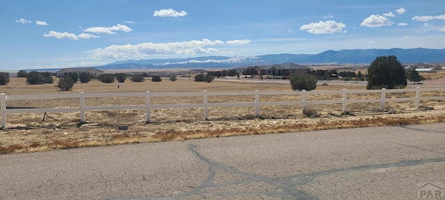 48 Tumbleweed Trl, Penrose, CO 81240 - photo 1