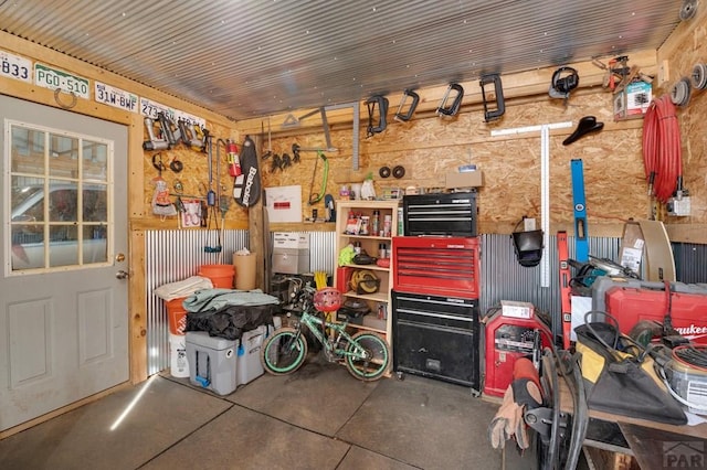311 Knickerbocker Rd, Silver Cliff, CO 81252 - garage featuring a workshop area
