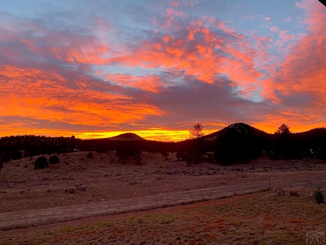 311 Knickerbocker Rd, Silver Cliff, CO 81252 - view of mountain background