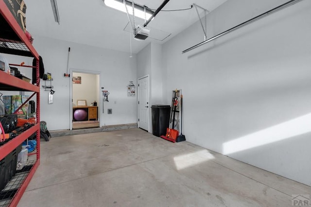 311 Knickerbocker Rd, Silver Cliff, CO 81252 - garage with a garage door opener
